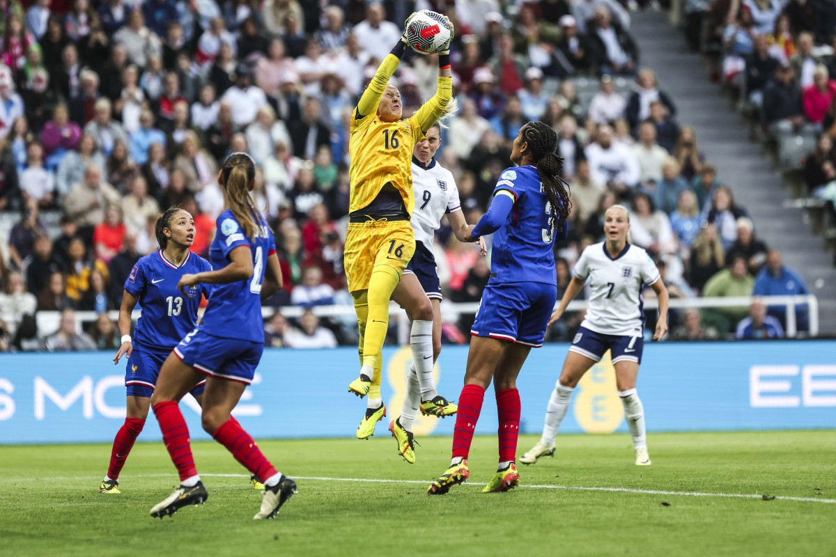 太阳城网址-精彩赛事连传，欧洲足球舞台魅力无限