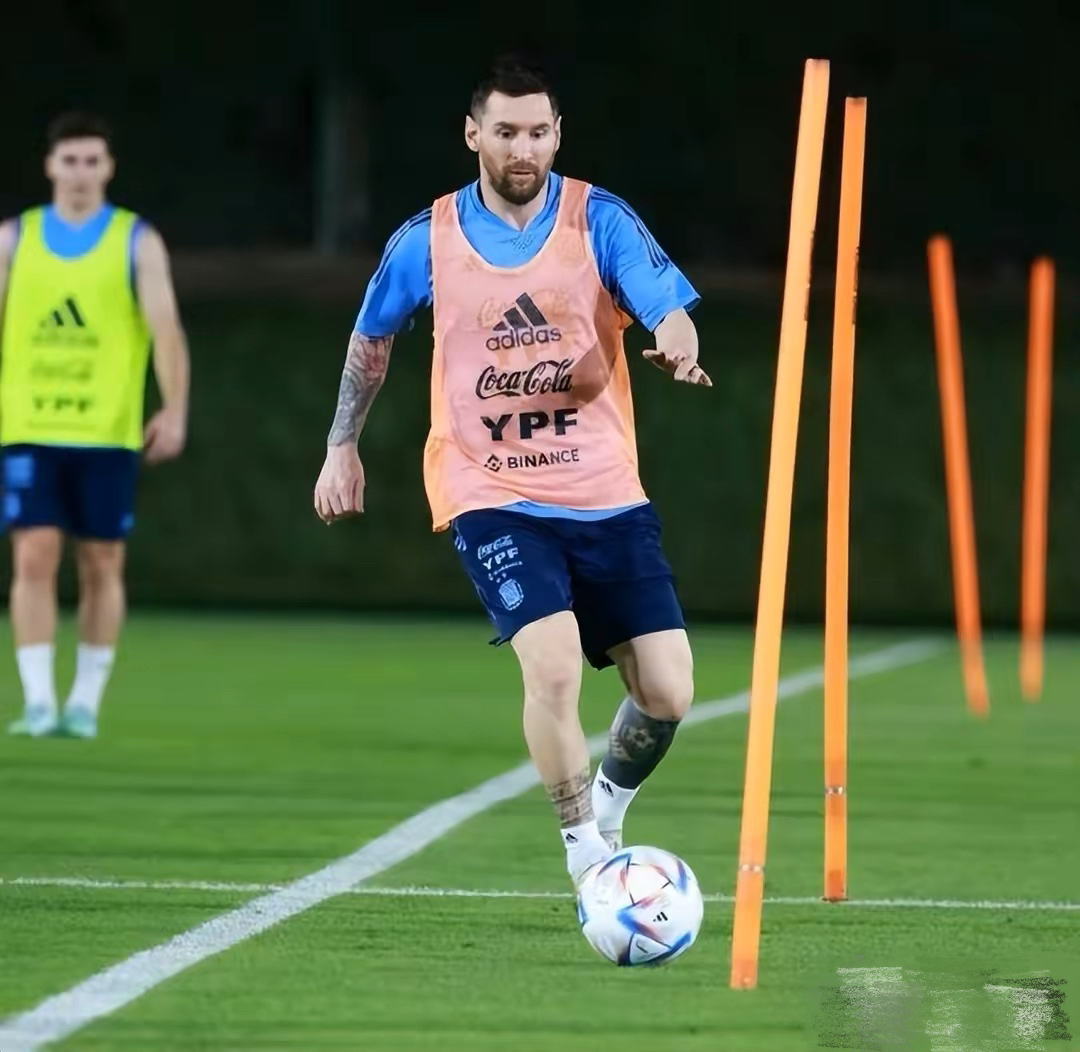 太阳城网址-克鲁塞罗辛助球队夺冠,赢得精彩比赛的是谁