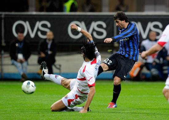 太阳城集团-包含卡塔尼亚主场逼平弗罗西诺内，保级压力仍存的词条